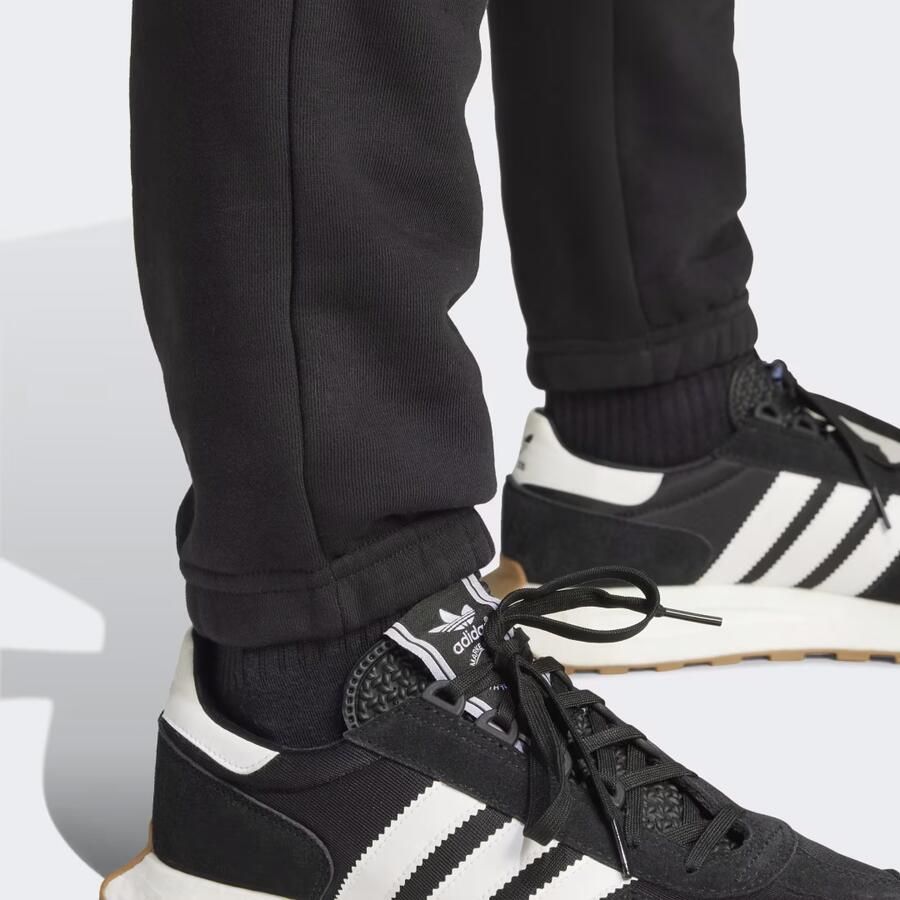 Adidas Originals Essentials Broek men Trainingsbroeken zwart Maat XL Kleding