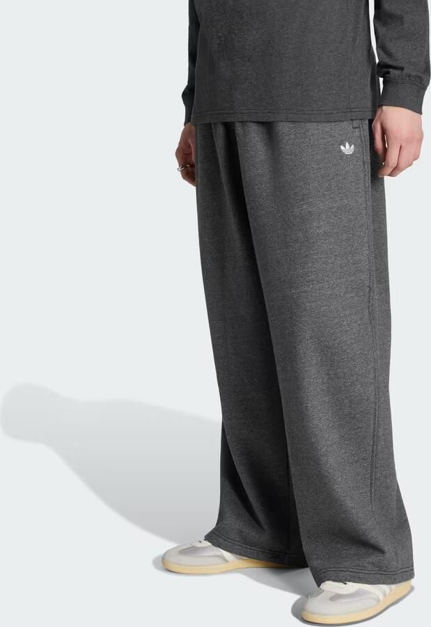 Adidas TREFOIL ESSENTIALS MELANGE BAGGY BROEK MET WIJDERE BOORDEN