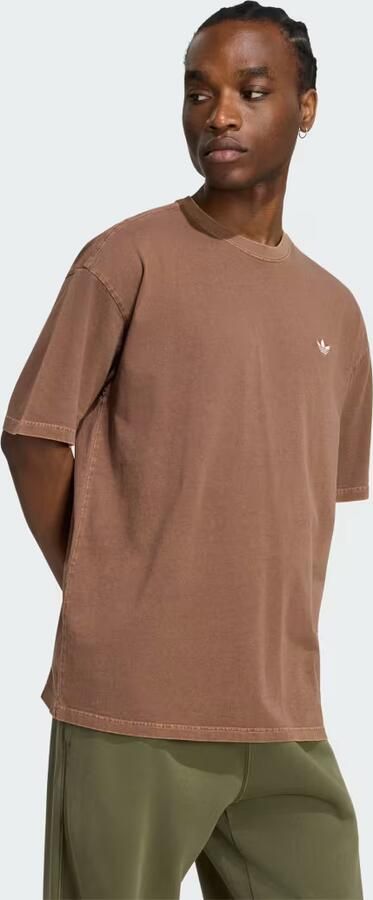 Adidas TREFOIL ESSENTIALS WASHED LOOSE-FIT T-SHIRT MET VERLAAGDE SCHOUDERS