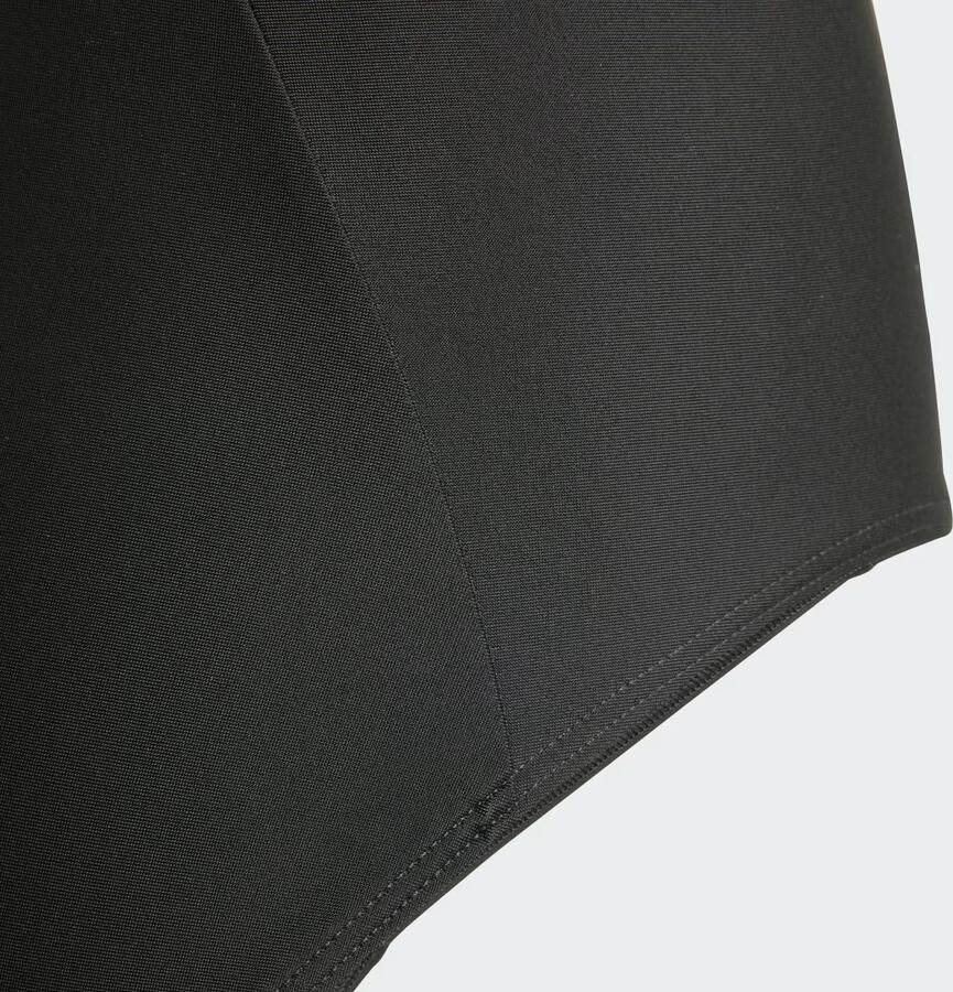 Adidas Perfor ce Badpak ESS VBCK SUIT Y (1 stuk)