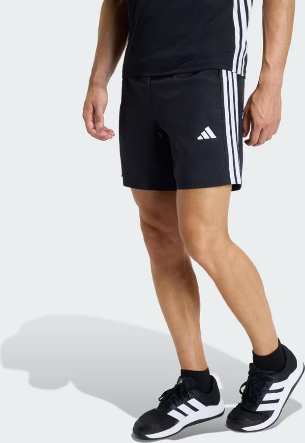 Adidas Training regular fit sportshorts met contraststrepen