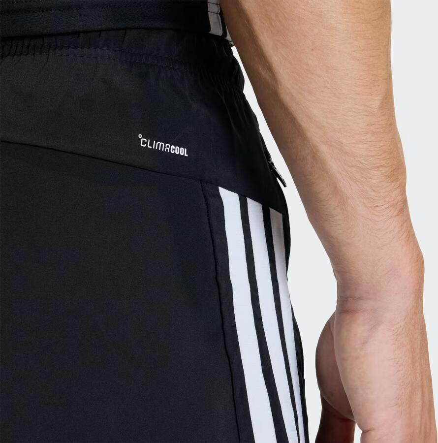 Adidas Training regular fit sportshorts met contraststrepen - Foto 3