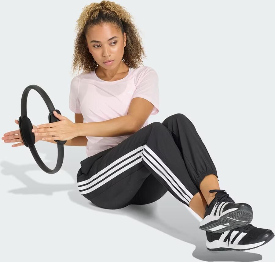 Adidas Workout Essentials T-shirt met Lage Halslijn - Foto 2