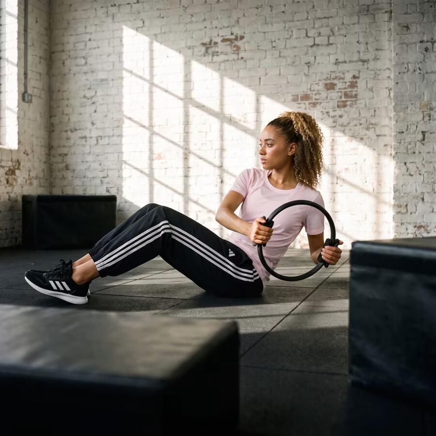 Adidas Workout Essentials T-shirt met Lage Halslijn - Foto 3