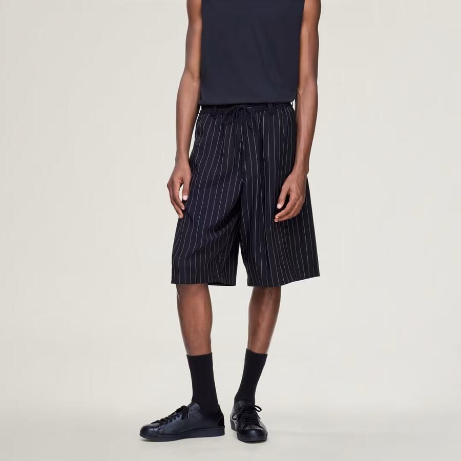 Adidas Y-3 PINSTRIPE SPORT UNIFORM SHORT - Foto 2