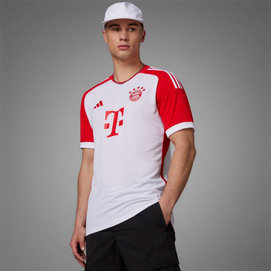 Adidas Shirt Bayern 1e Thuisshirt 23 24 Wit T-shirt met Rits Jongens