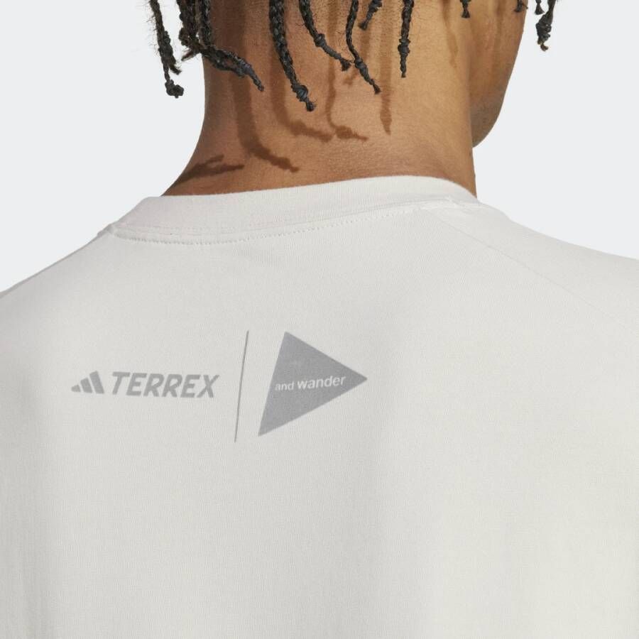 Adidas TERREX + and wander Graphic T-shirt (Uniseks)