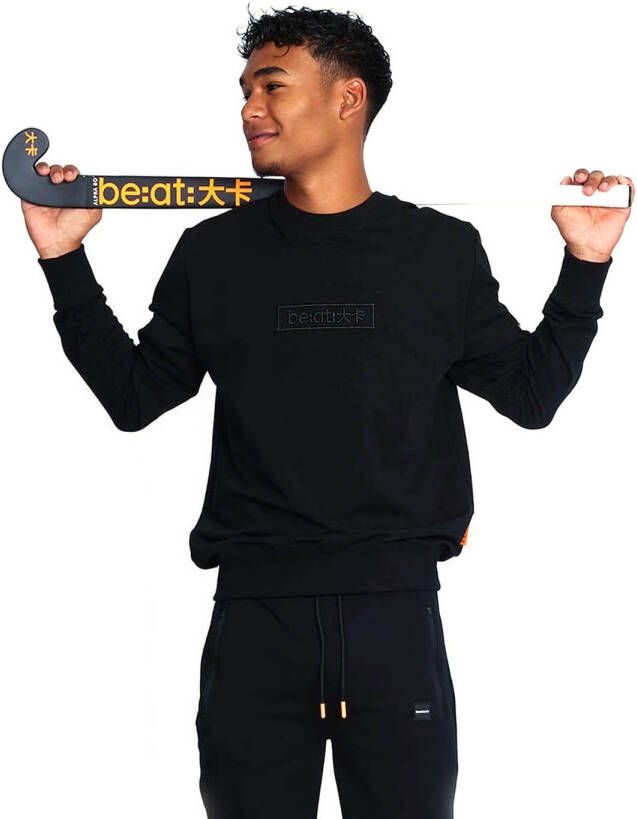 Be:at: David Sweater