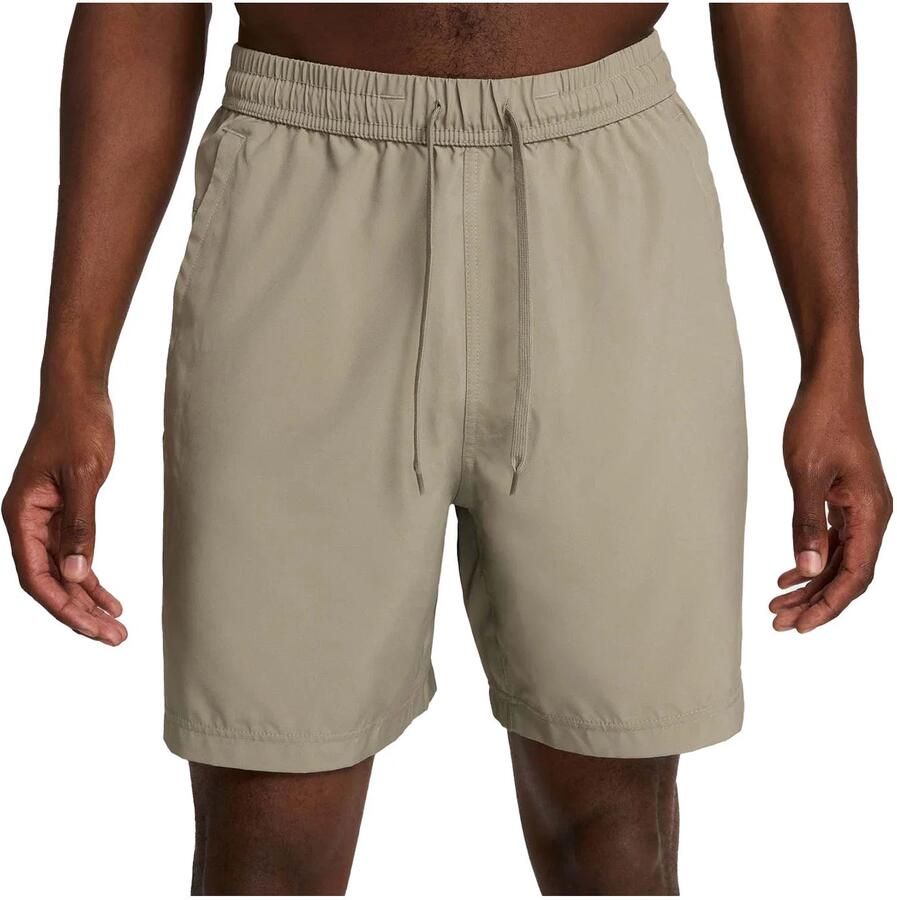 Nike Form Dri-FIT multifunctionele herenshorts zonder binnenbroek (18 cm) Groen