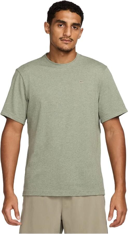 Nike Primary Dri-FIT multifunctionele herentop met korte mouwen Groen - Foto 9