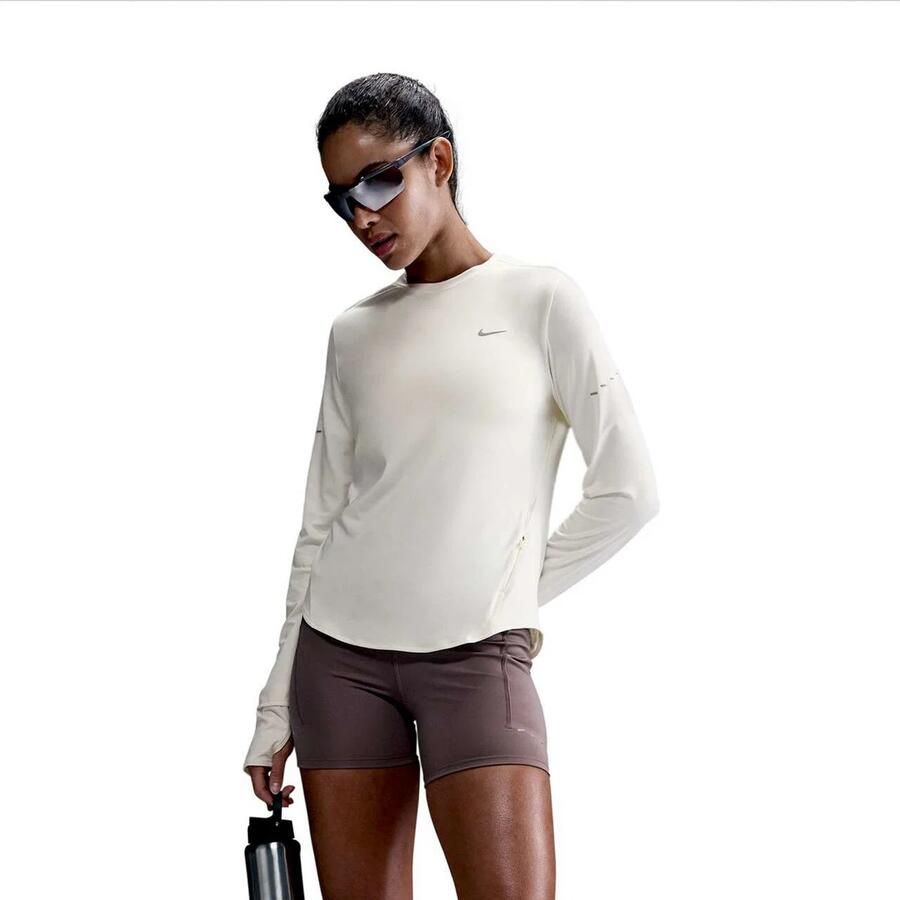 Nike Swift Dri-FIT hardlooptop met ronde hals lange mouwen en uv-bescherming voor dames Wit