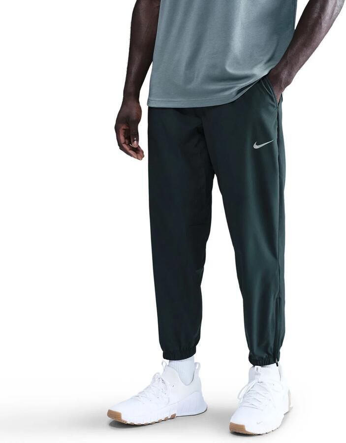 Nike Tapered Fit Sportbroek