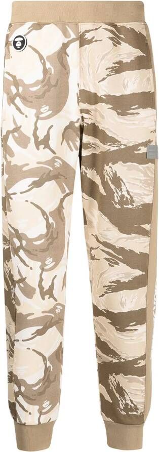 AAPE BY *A BATHING APE Trainingsbroek met camouflageprint Groen