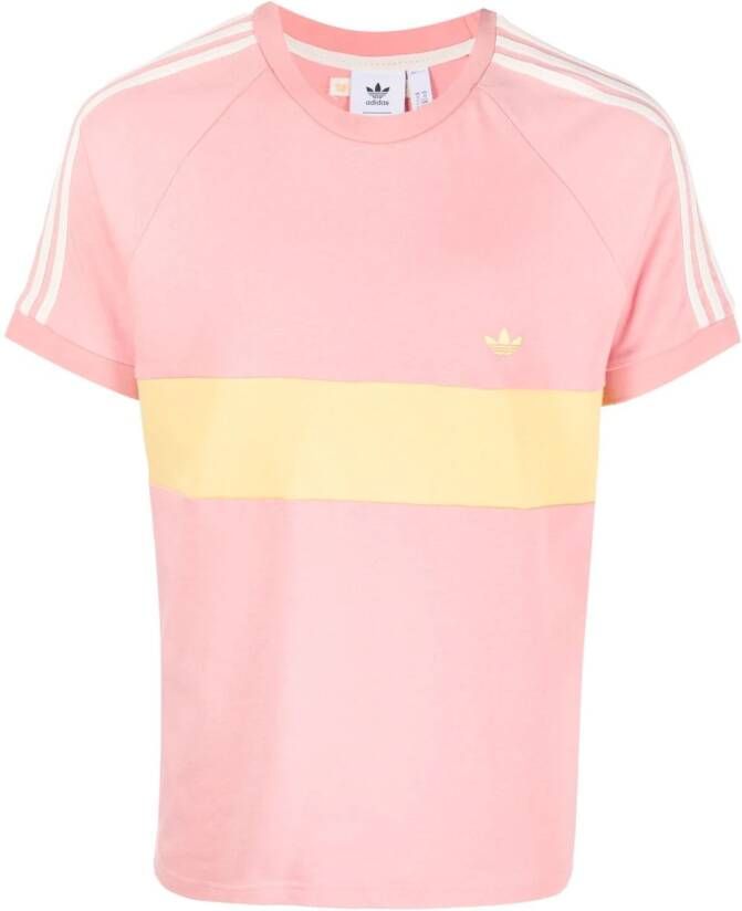 Adidas T-shirt met geborduurd logo Roze