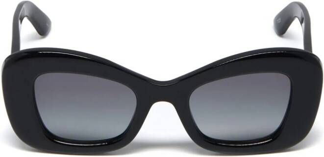 Alexander McQueen Eyewear Bold zonnebril met cat-eye montuur Zwart