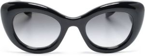 Alexander McQueen Eyewear engraved-logo round-frame sunglasses Zwart