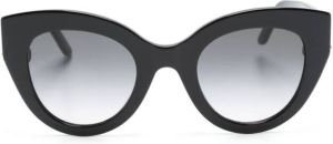 Alexander McQueen Eyewear skull-charm oversize sunglasses Zwart