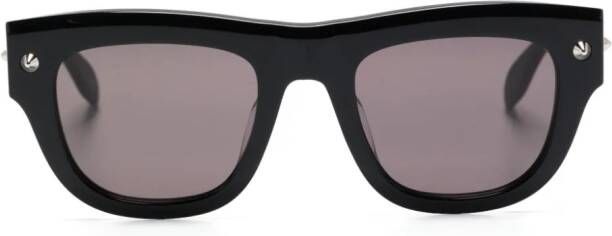 Alexander McQueen Eyewear Zonnebril met D-montuur en spikes Zwart