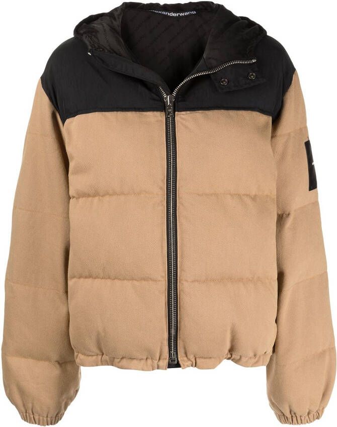 Alexander Wang Donsjack met logopatch Beige