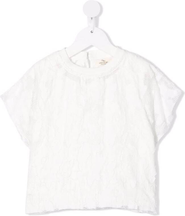 Andorine T-shirt met bloemenkant Wit