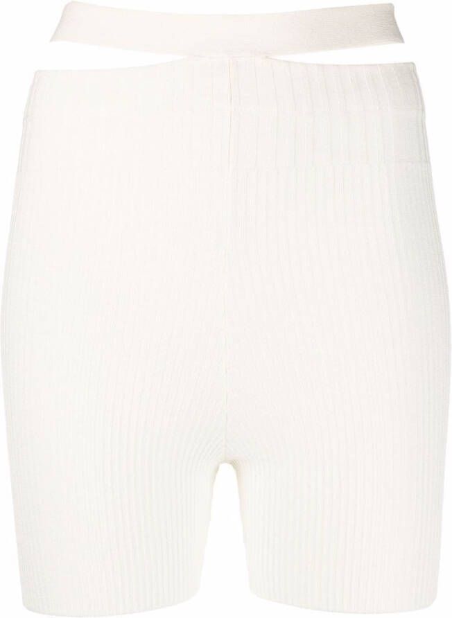 ANDREĀDAMO Ribgebreide shorts Beige