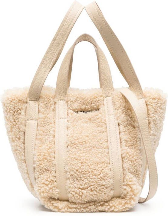 Balenciaga Everyday shopper met imitatielamswol Beige
