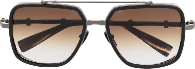 Balmain Eyewear Officier zonnebril met piloten montuur Bruin