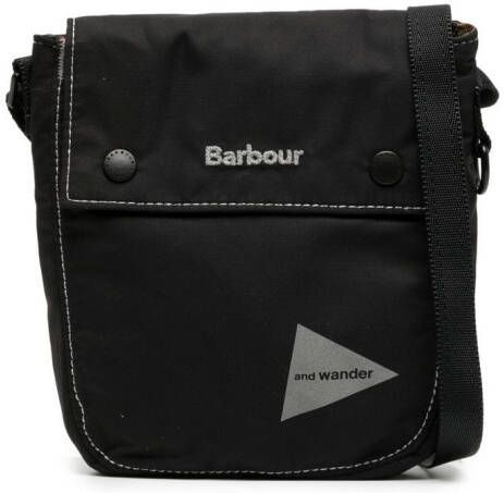 BARBOUR and WANDER Pocket schoudertas Zwart