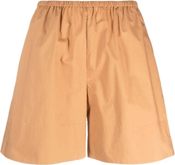 By Malene Birger Shorts met elastische tailleband Beige