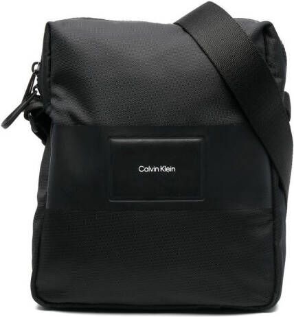 Calvin Klein Schoudertas met logopatch Zwart