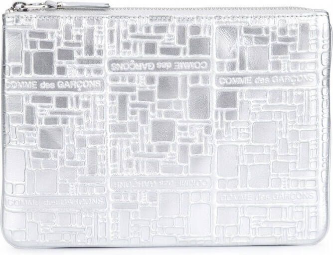 Comme Des Garçons Wallet embossed logo purse Zilver