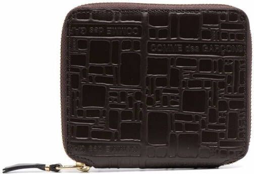 Comme Des Garçons Wallet Portemonnee met logo-reliëf Bruin