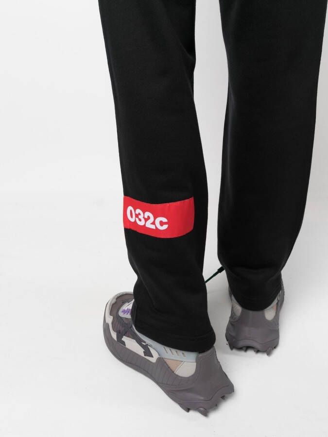 032c Trainingsbroek met logopatch Zwart