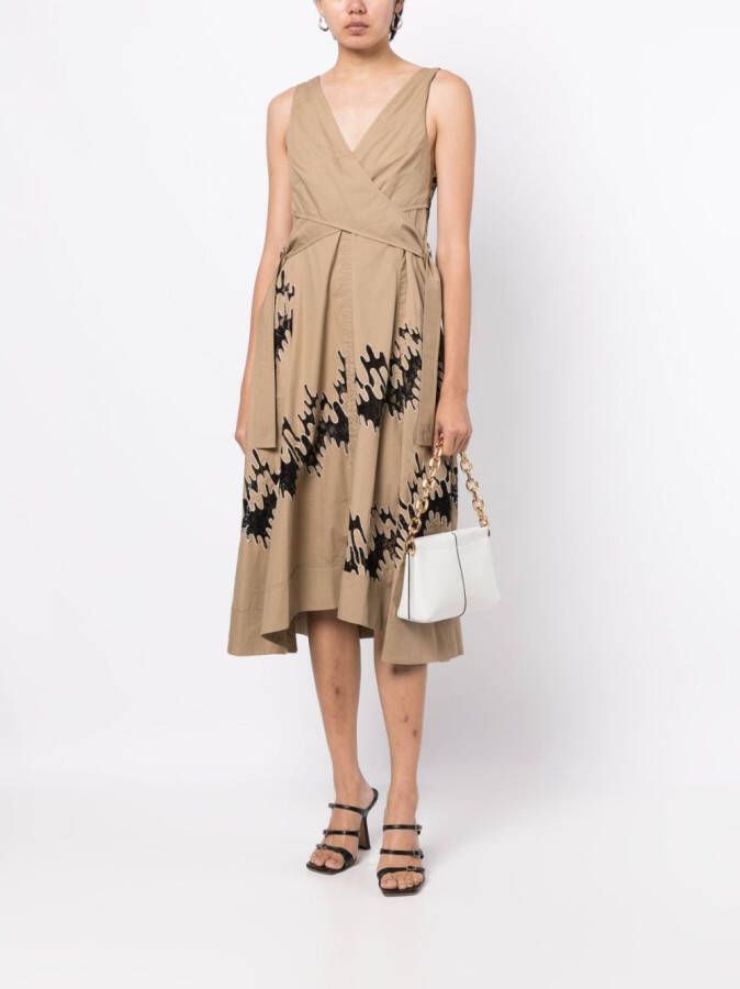 3.1 Phillip Lim Wikkeljurk met print Bruin