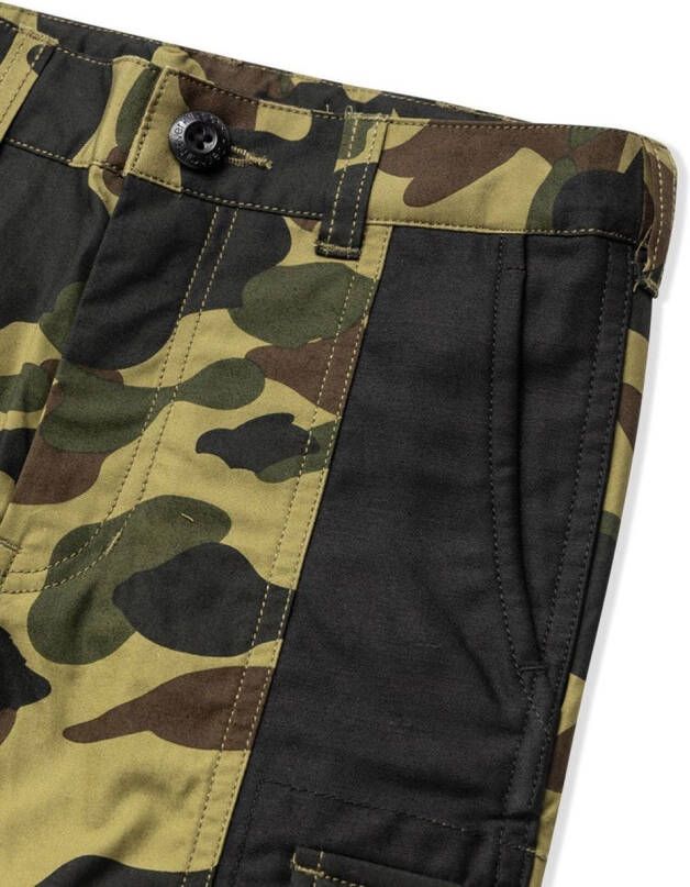 A BATHING APE Shorts Bruin