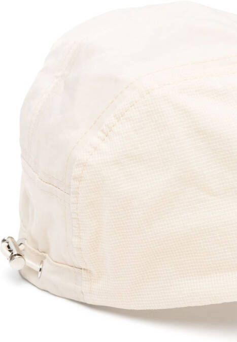A-COLD-WALL* Pet met logoplakkaat Beige