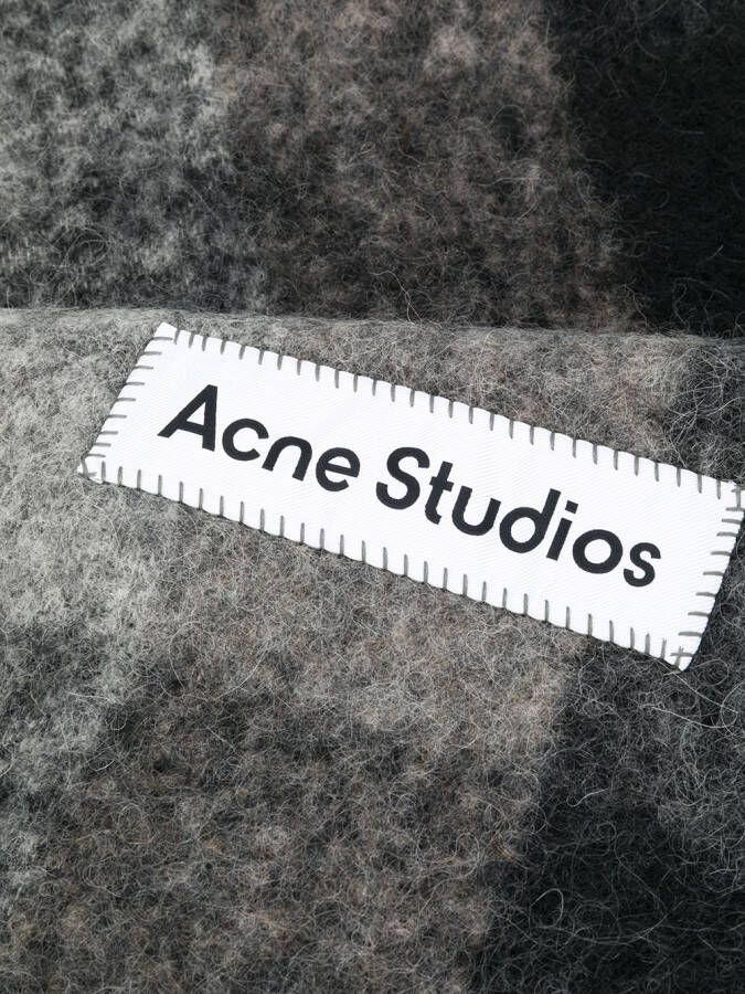 Acne Studios Gestreepte sjaal Zwart
