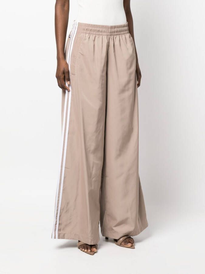 adidas Trainingsbroek met geborduurd logo Beige