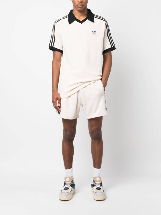 adidas Shorts met borduurwerk Beige