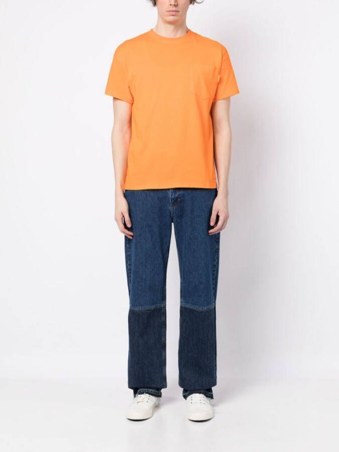 Advisory Board Crystals T-shirt met borstzak Oranje