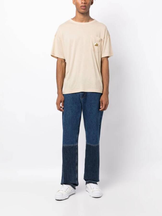 Advisory Board Crystals T-shirt met logopatch Beige