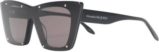 Alexander McQueen Eyewear AM0361 zonnebril met cat-eye montuur Zwart