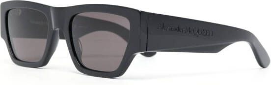 Alexander McQueen Eyewear Zonnebril met gegraveerd logo Zwart