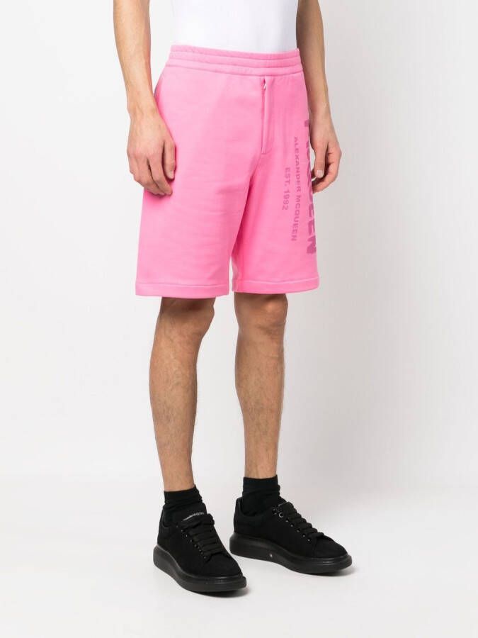 Alexander McQueen Trainingsshorts met logoprint Roze