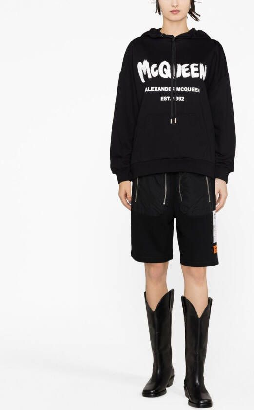 Alexander McQueen Hoodie met logoprint Zwart