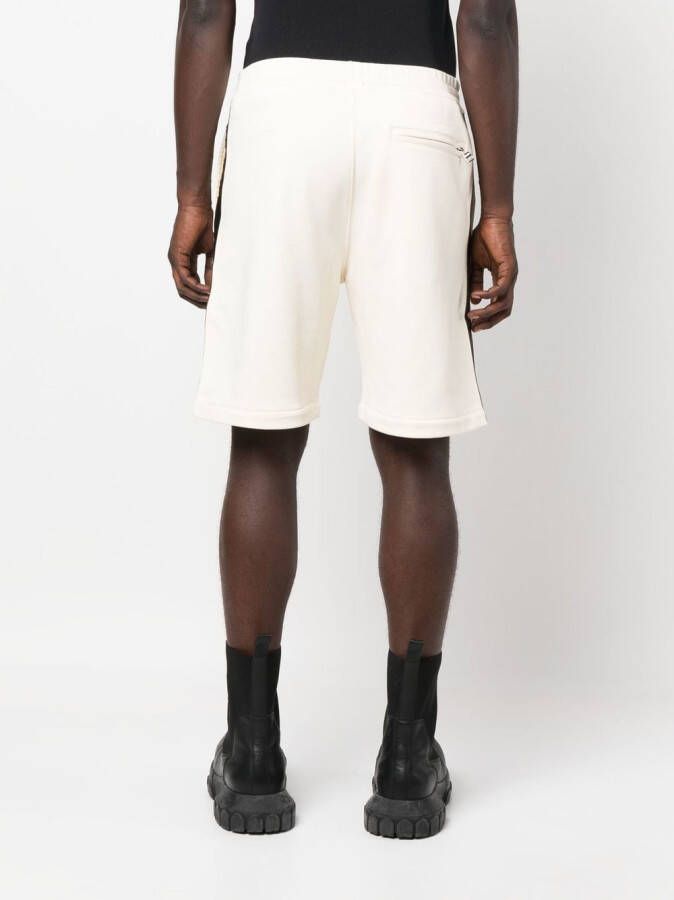 Alexander McQueen Shorts met zijstreep Beige