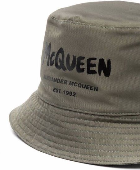 Alexander McQueen Vissershoed met logo Groen
