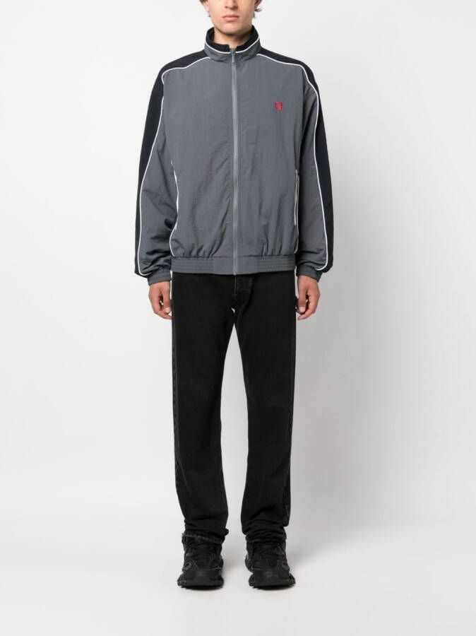 AMBUSH Jack met geborduurd logo Grijs