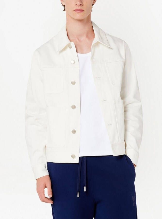 AMI Paris Jack met knoopsluiting Wit