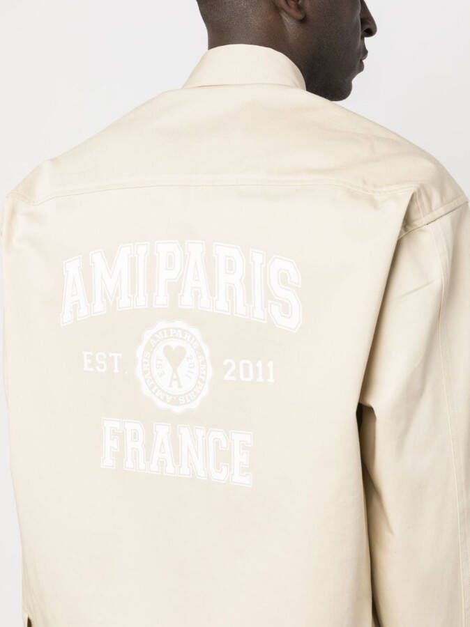 AMI Paris Shirtjack met logoprint Beige